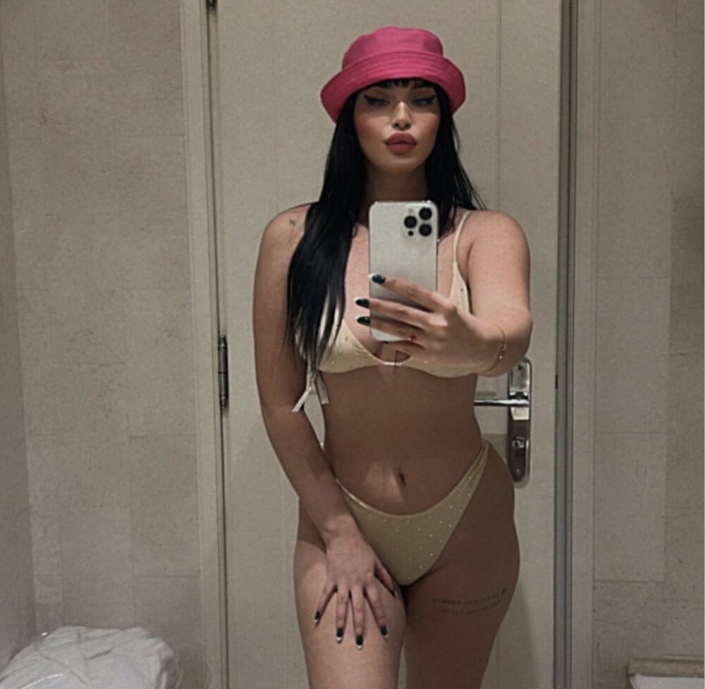 Loulou-P's Offline XXX Chat