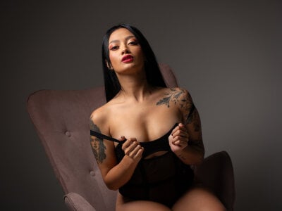 Mariiana-diaz Female Young Free Cam Striptease