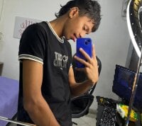 Модель loistwink_