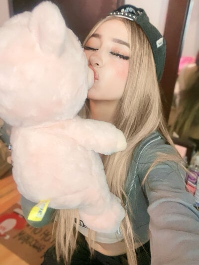 lunaappp - colombian petite