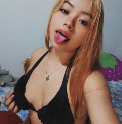 Emily__Hott