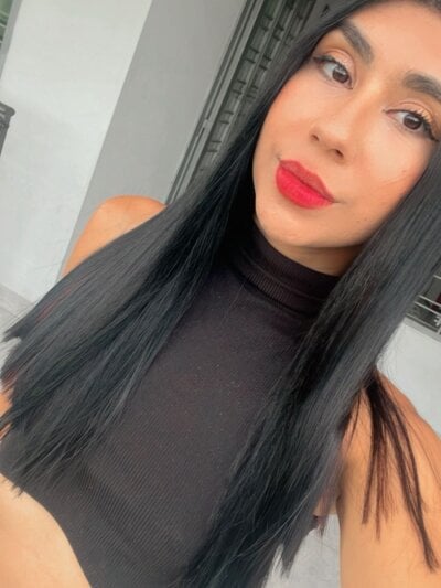 Emma_latinasexy18 - latin doggy style