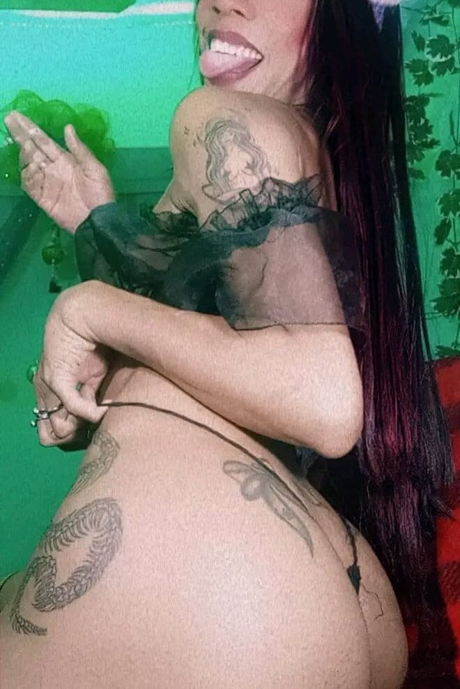 elii_hot_xxx profile
