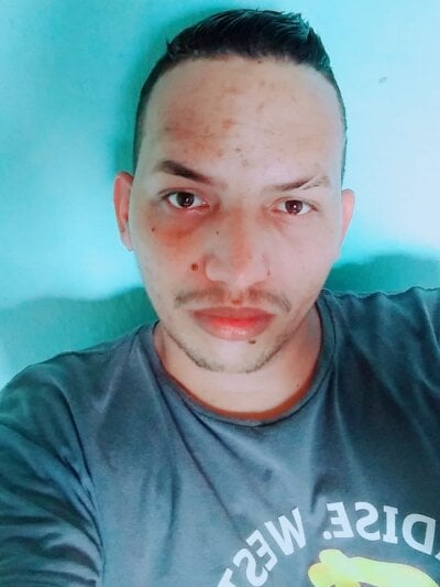 ares-mitnick from stripchat