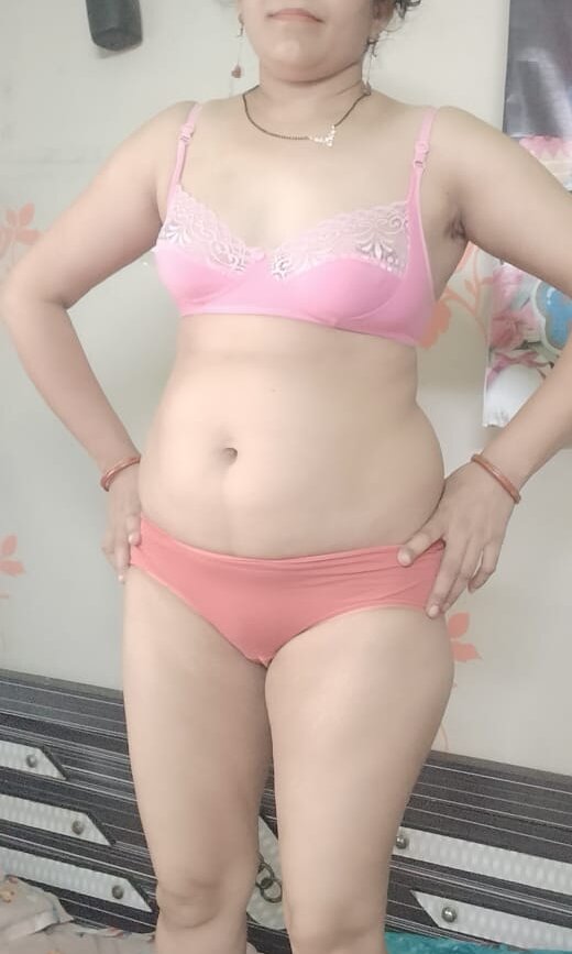 ektayadav4990 from stripchat