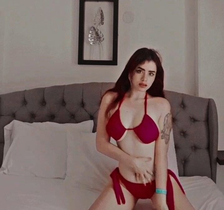 Emma__Erotic profile