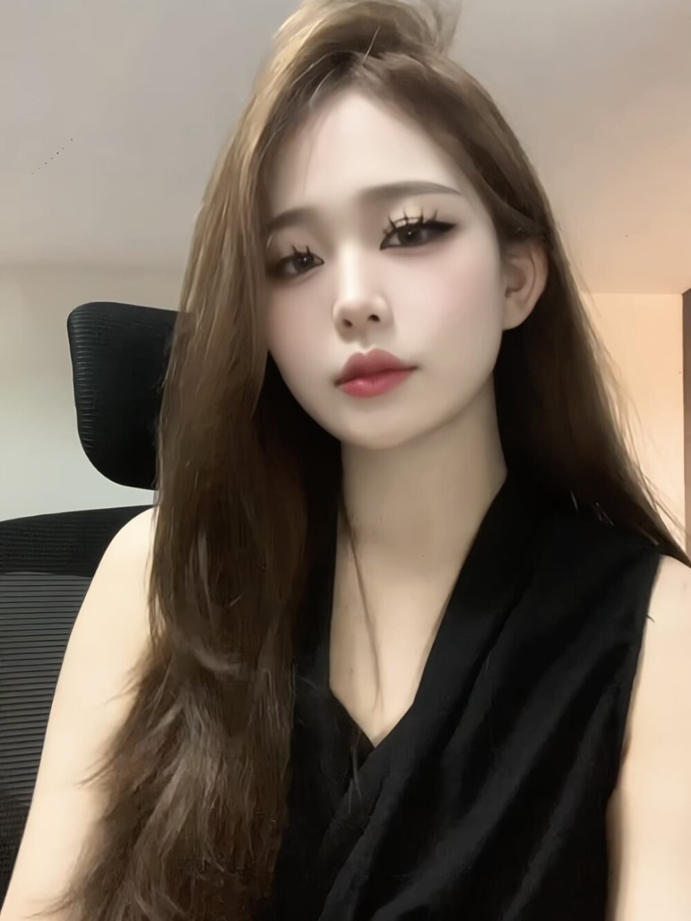 247camsex.com yuyu317 livesex profile in in-the-country-of-love-can-you-guess cams