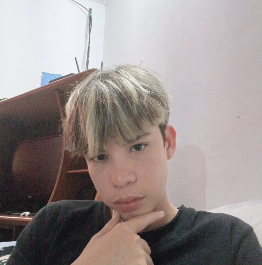 CUB4N1TX_xx's Offline XXX Chat