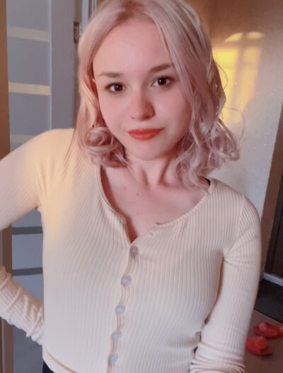NicoleMooref 🤹 online naked chat