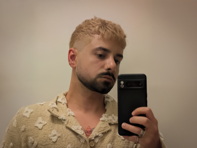 RojerKach Live Cam on StripChat