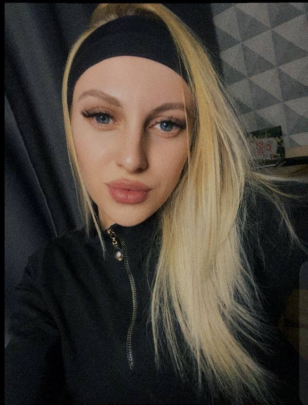 LucettaHessey