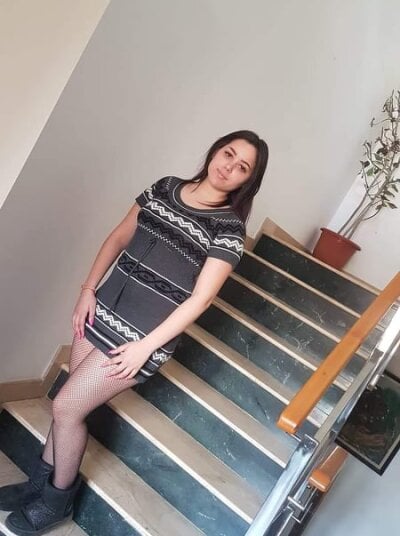 LovelyJulliette - Stripchat Best Cam2cam Eroticdance Girl 