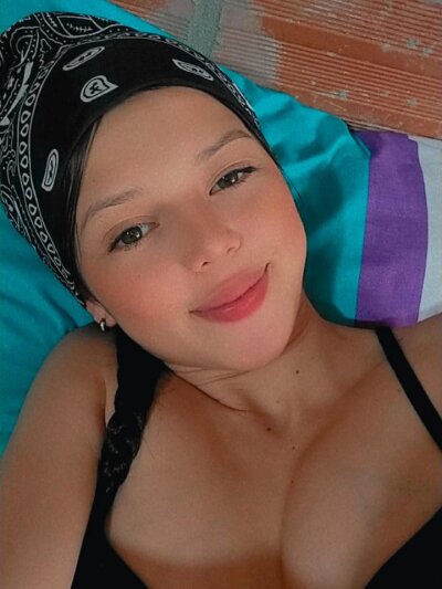 melody_queen_ 🕰 online nude webcam