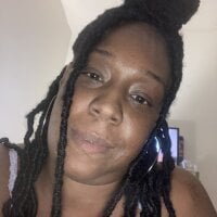 Kenyakream69's Offline Chat Room
