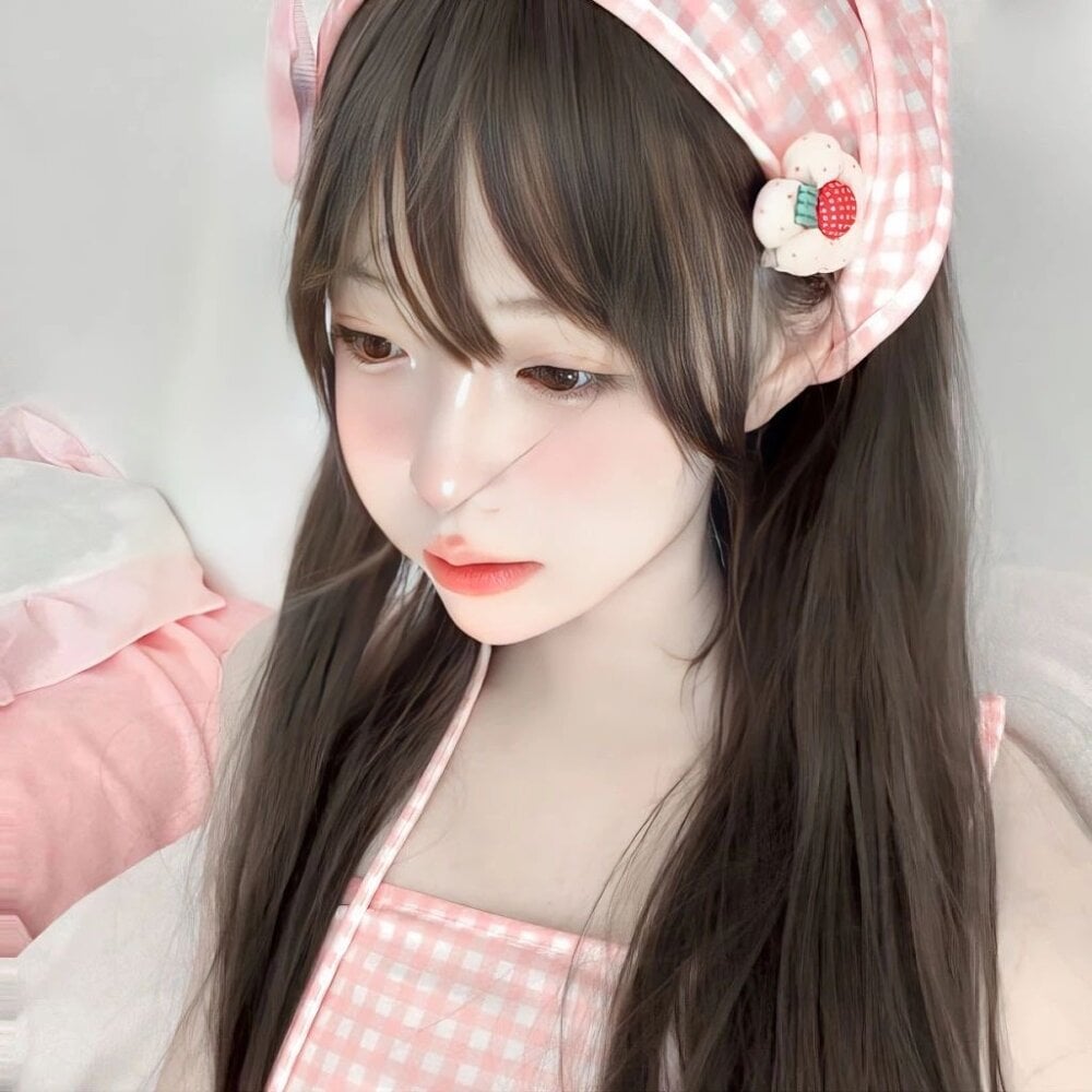 livestrip-joy.com ccya_hk99 livesex profile in slim cams