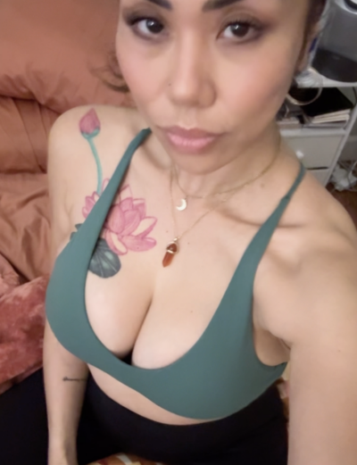 Badbishliz Female C2c Free Cam Nude