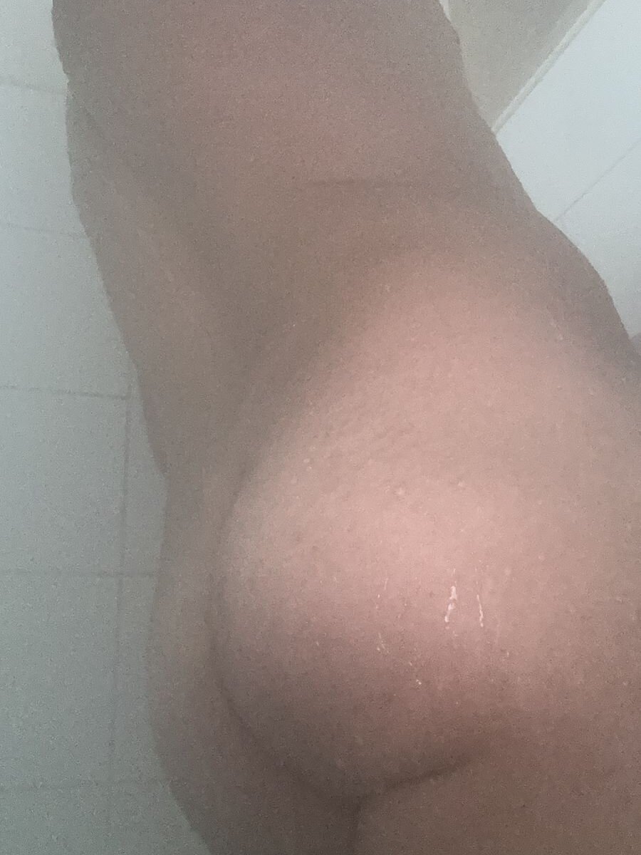 lindo22cm@xh from stripchat