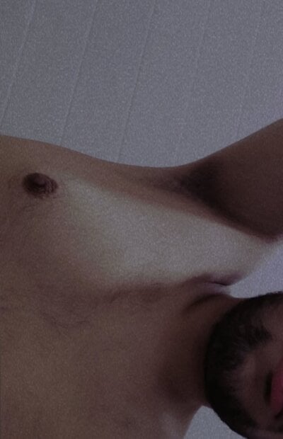 Horny_bi_69
