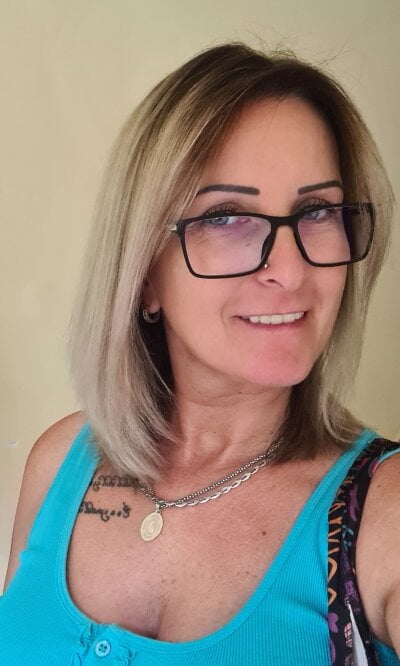 Steffi45 - brunettes mature