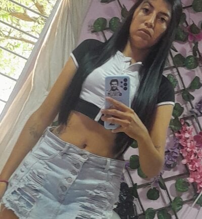 Violetsexycolombian