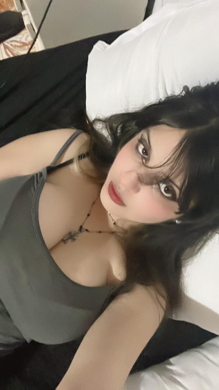 scarleth_shadow