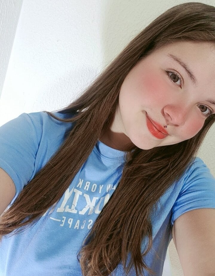 _rachel_18 from stripchat