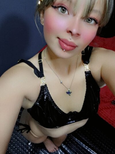 katalinalxx Live Cam on StripChat