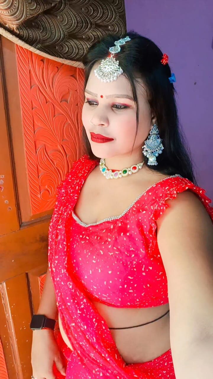 Charu-sexy1