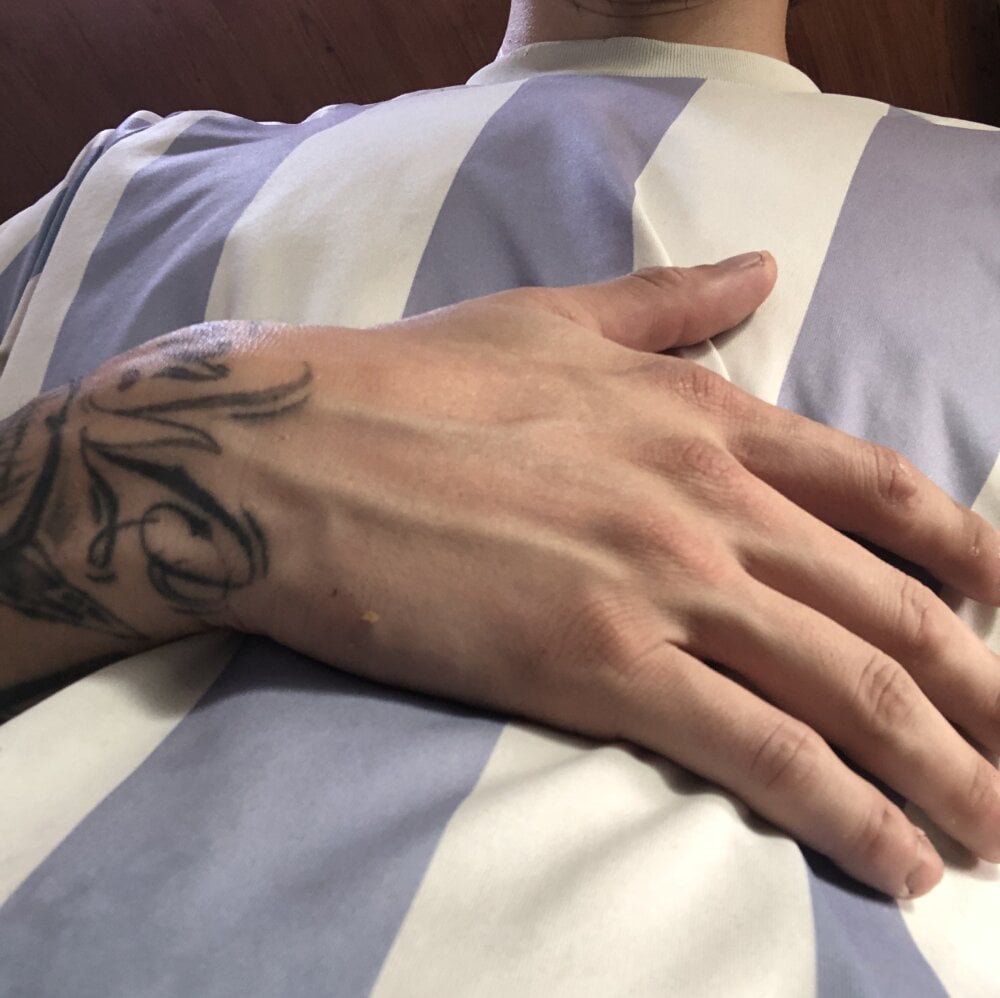 sofia23hot's Offline XXX Chat