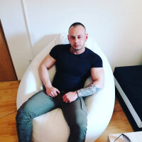 Claudiupopa's Offline XXX Chat