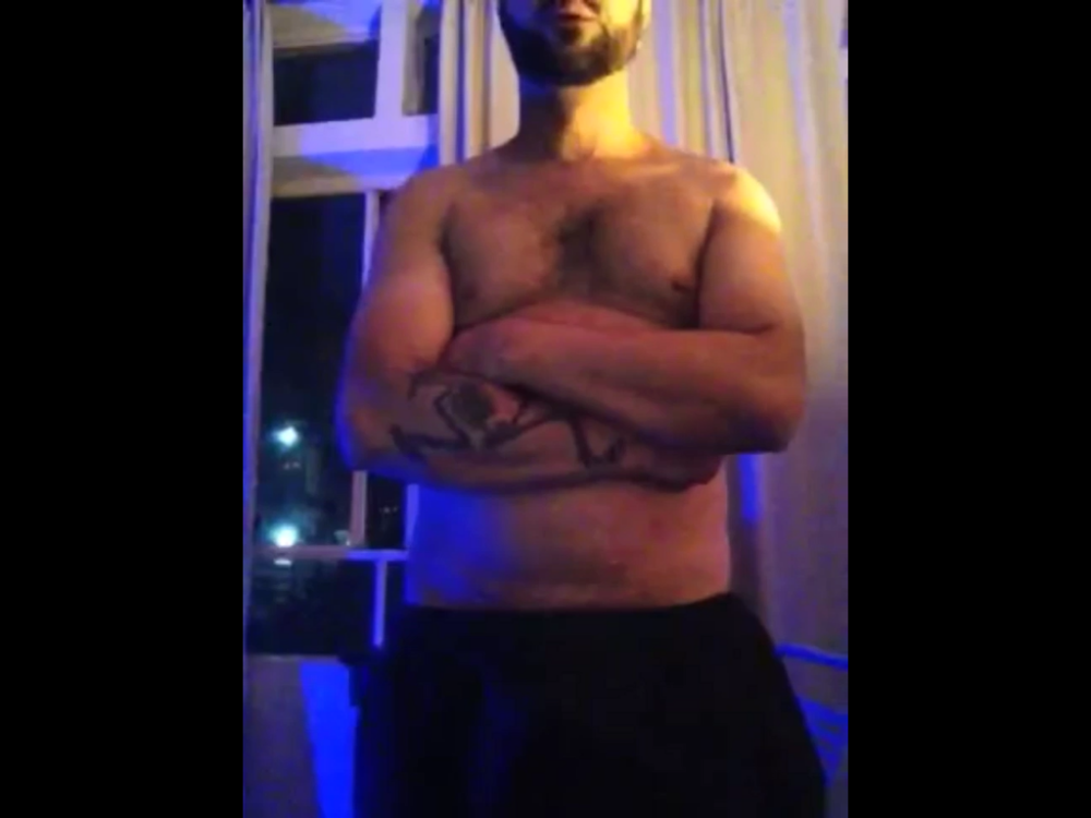 SMOKERBEASTBR's Offline XXX Chat