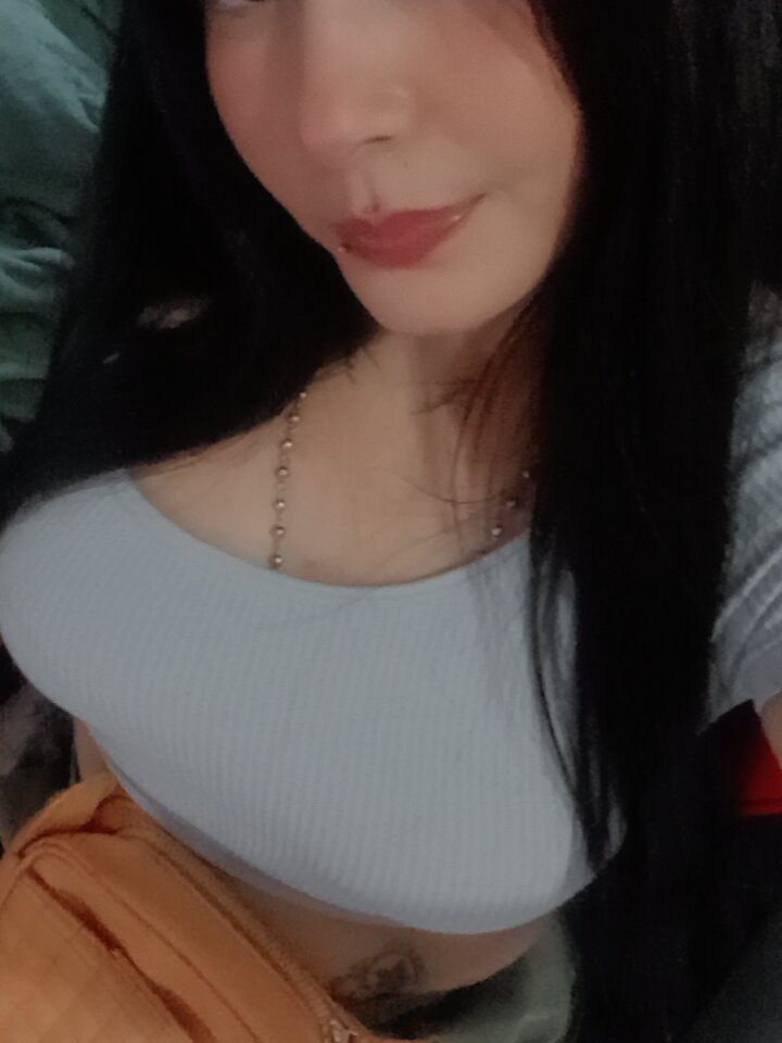 samantha_sexxy23 webcam profile - Austrian