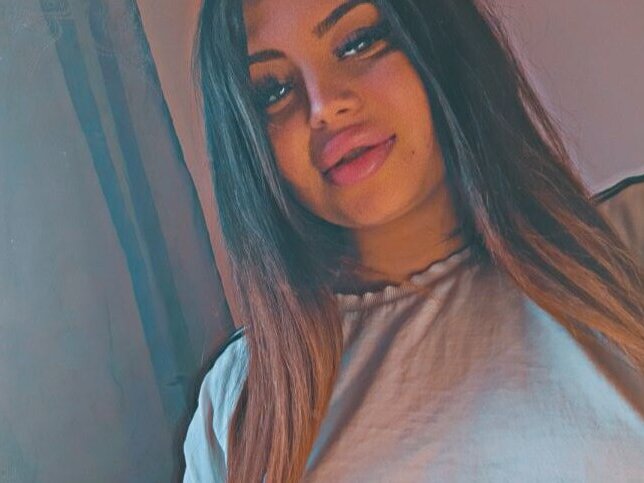 LarisDuu 🔶 live sex chat