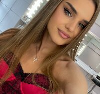 AnnaAllisson's Offline XXX Chat