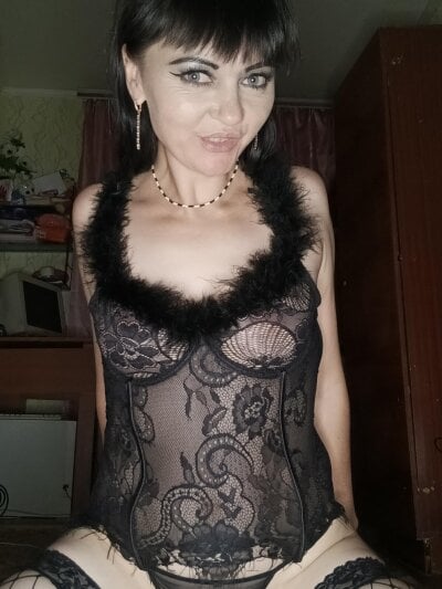 evelynlegend from stripchat