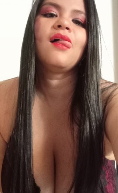 Julieta-tits Cam Model: Free Live Sex Show & Chat | Stripchat