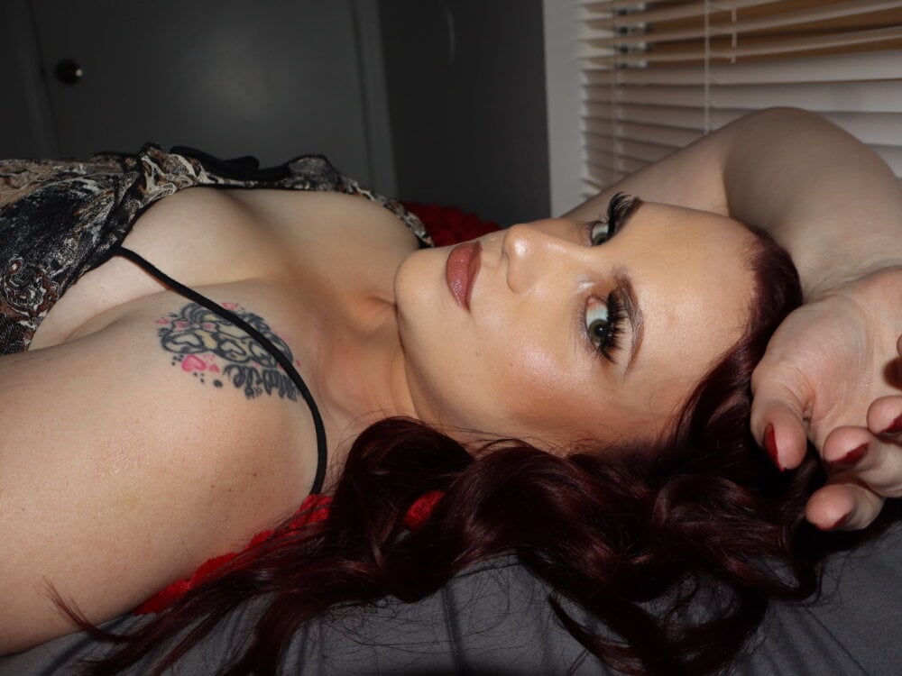stripchat bubzziemoon webcam profile pic via pornos.live