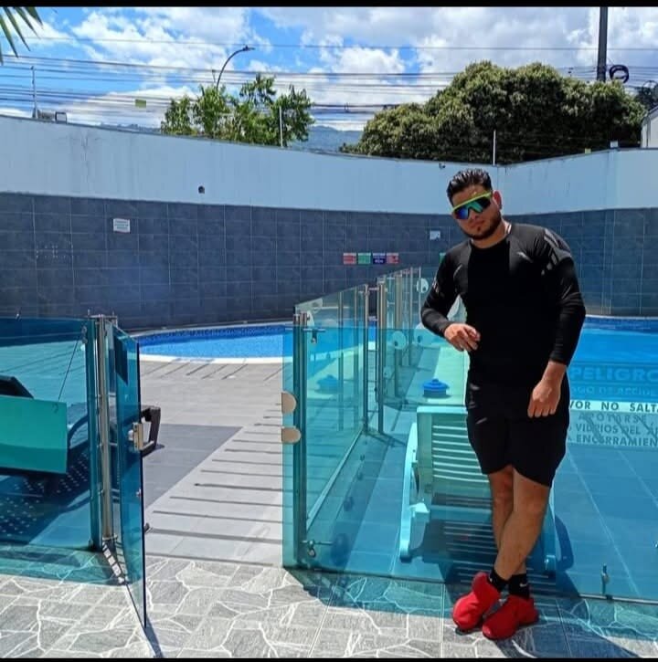 latin_horny25