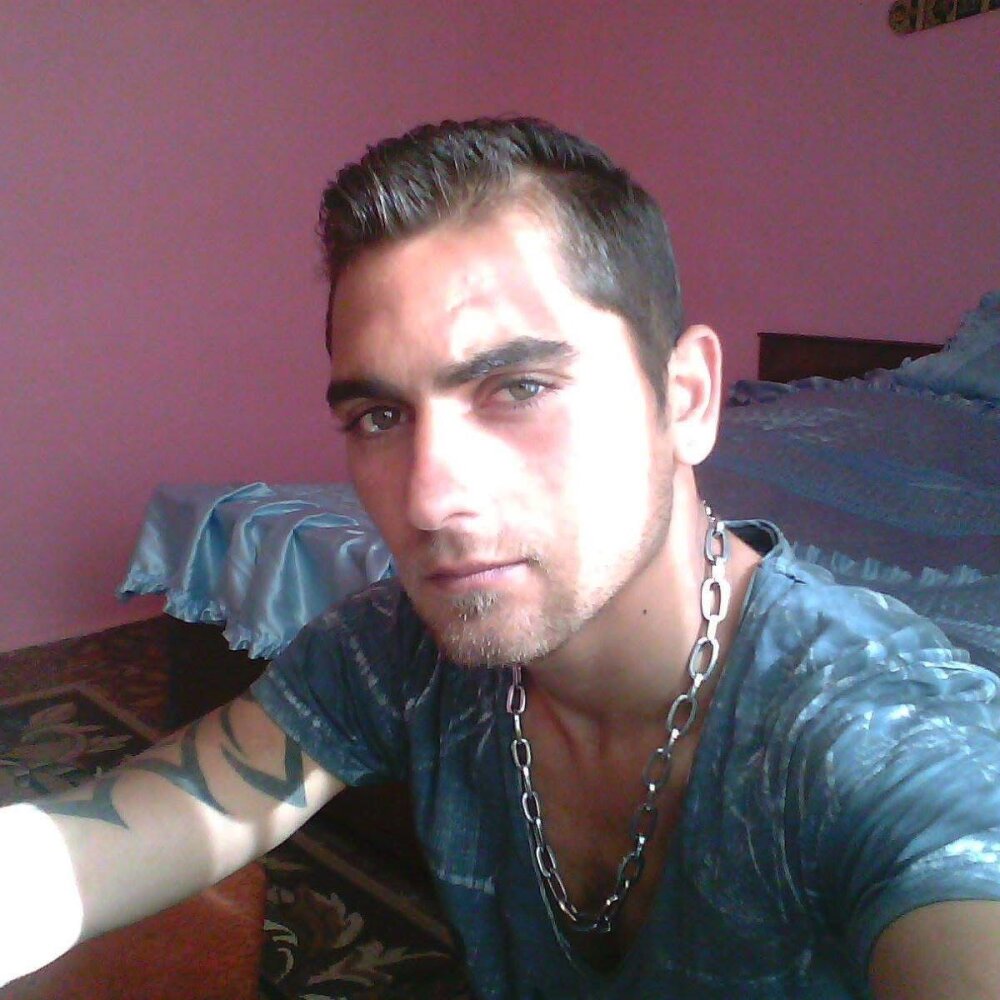 baskers1 離線 XXX 聊天