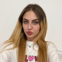 Taylor_Way's Offline Chat Room