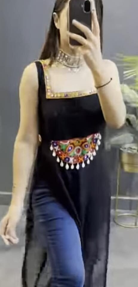 sanaya_babies webcam livesex profile on livesex.fan