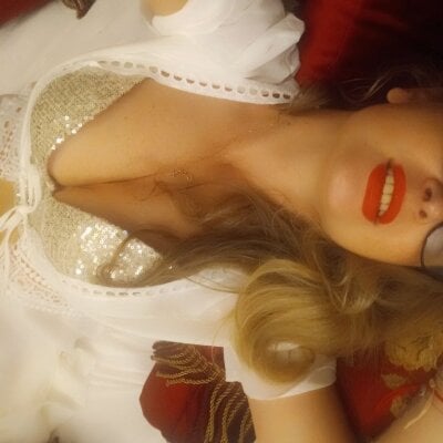 RubiLakros - Stripchat Glamour Lovense Best Girl 