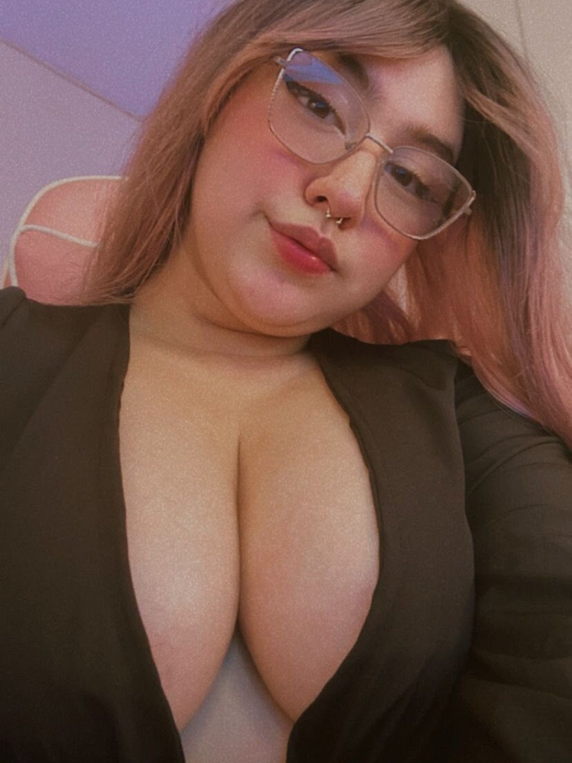 scarlett_queen56's Offline XXX Chat