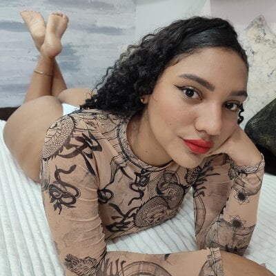 violeta_costa 🥒 live online cam
