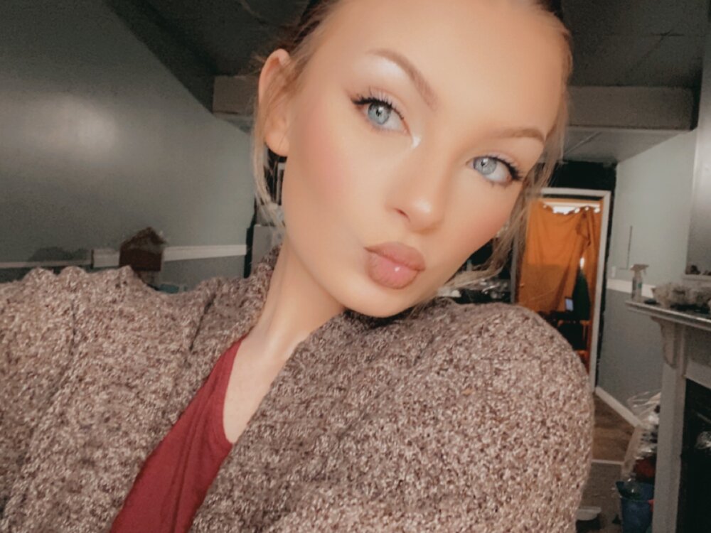 Live sex webcam photo for bigfatcunt #290642799