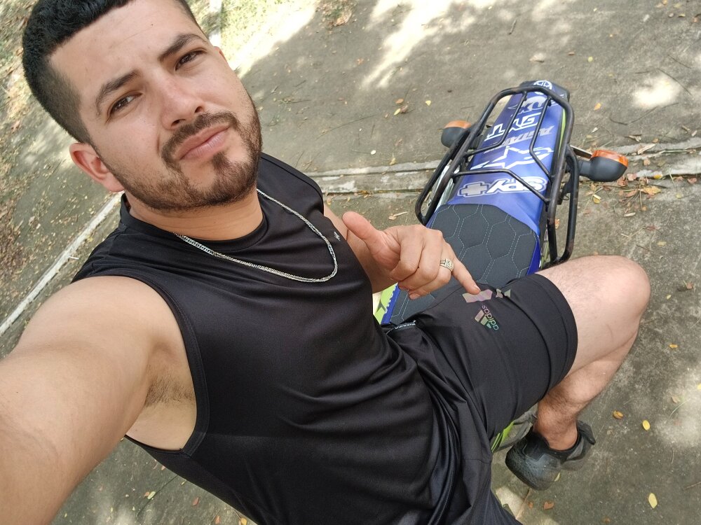 Karx_lopez主播简介 | Stripchat