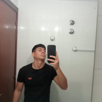 Kevin_hott19