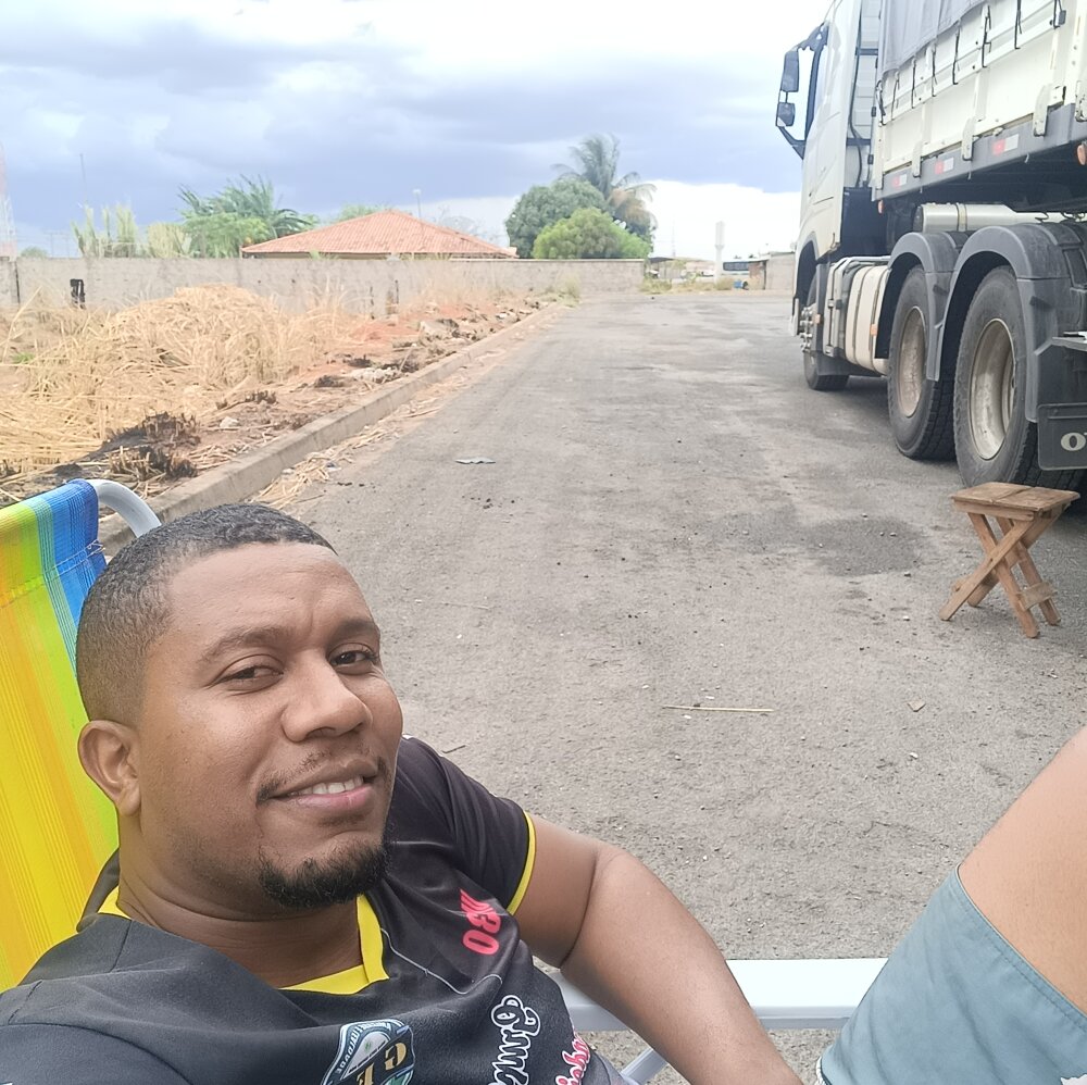 sorriso0017's Offline XXX Chat