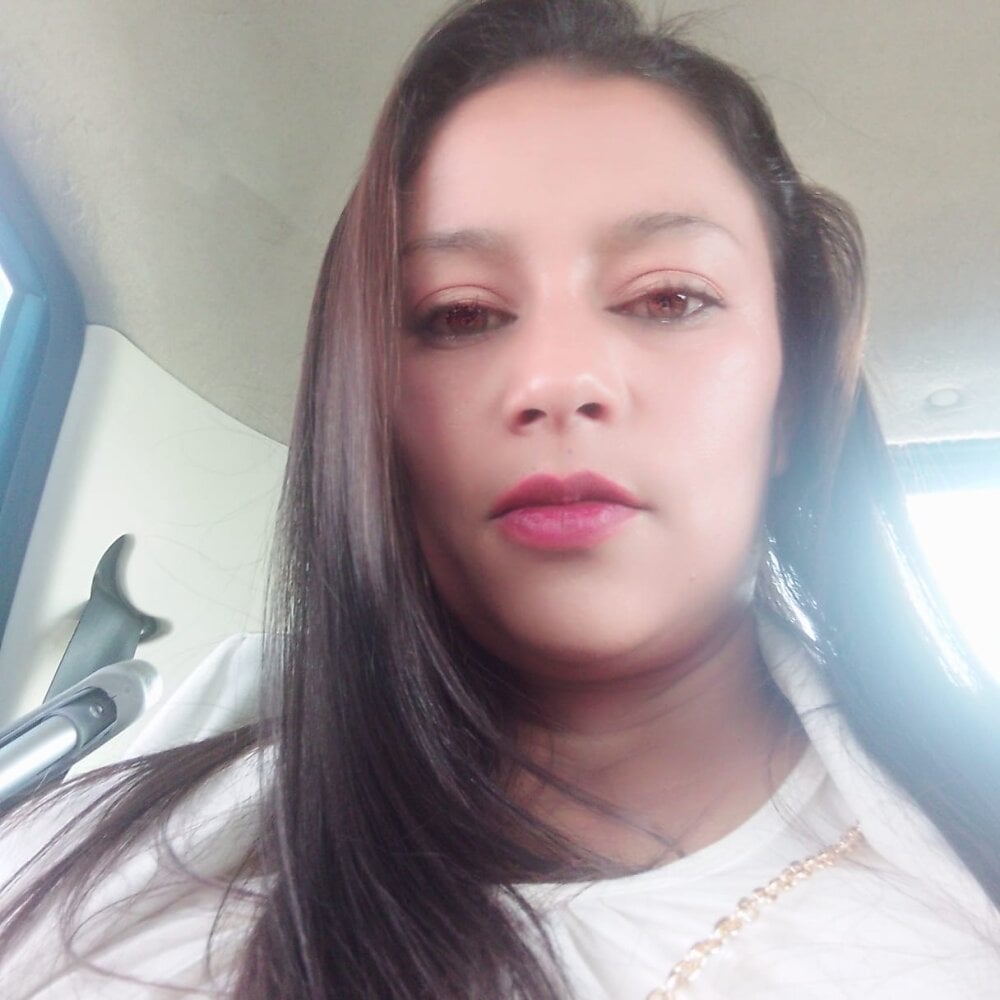 melina_bustos profile