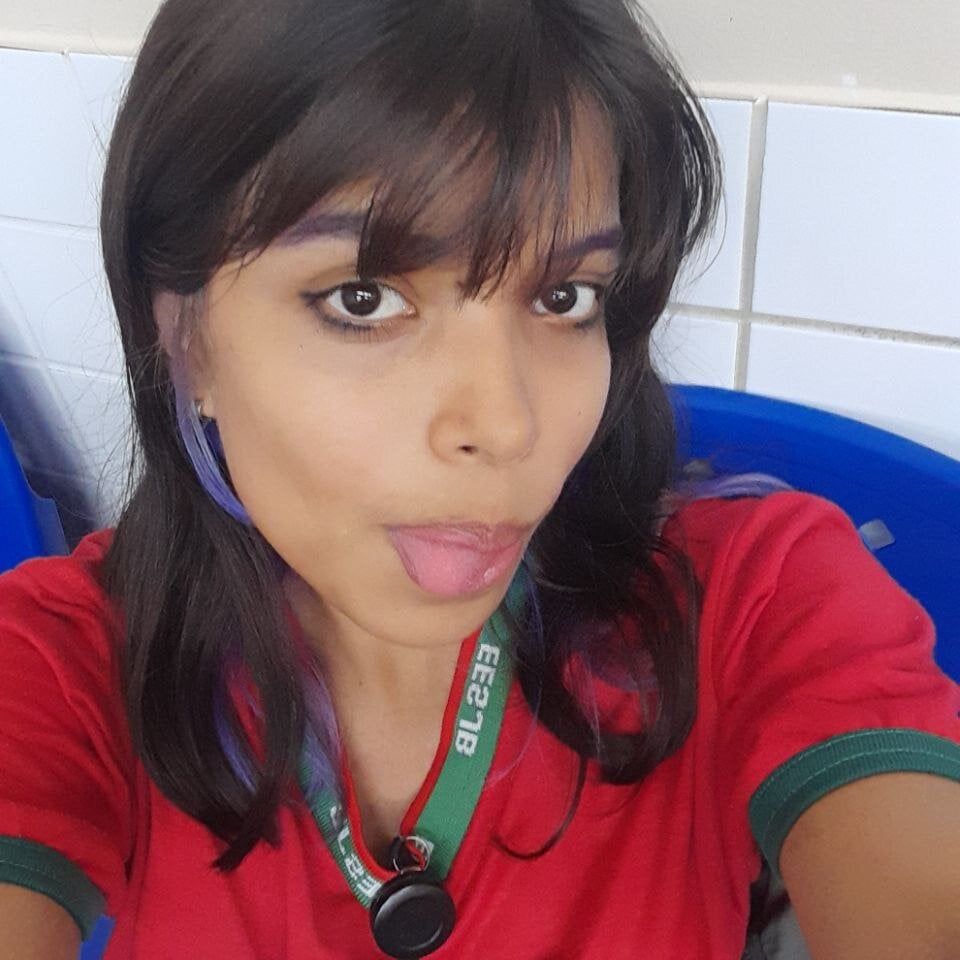 show2cam.com sybilmorber livesex profile in portuguese cams